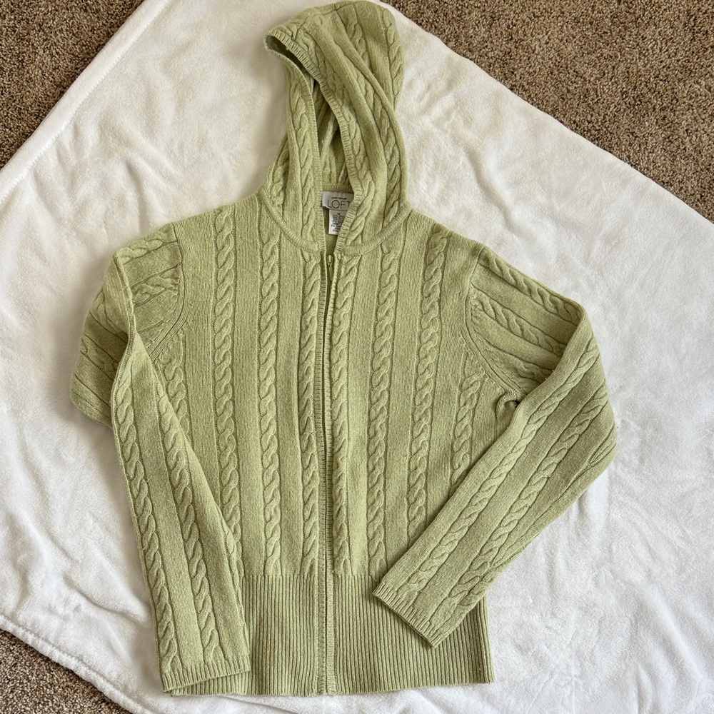 ANN TAYOR LOFT Light Green Cable Knit Cardigan
